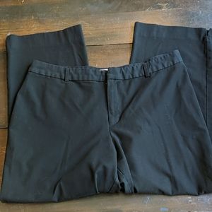 Old Navy black capris size 14